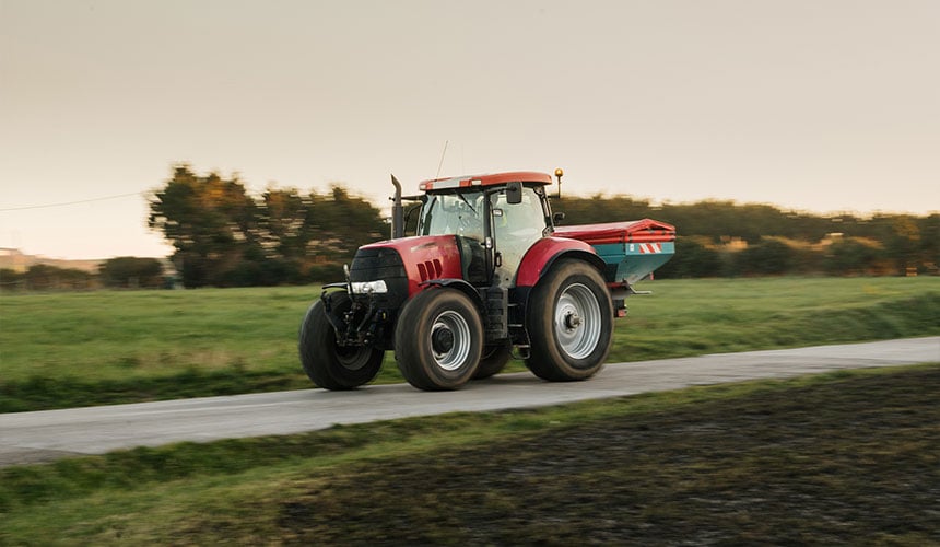 I pneumatici VX-R TRACTOR si avvalgono di un battistrada più largo, estremamente efficiente in frenata